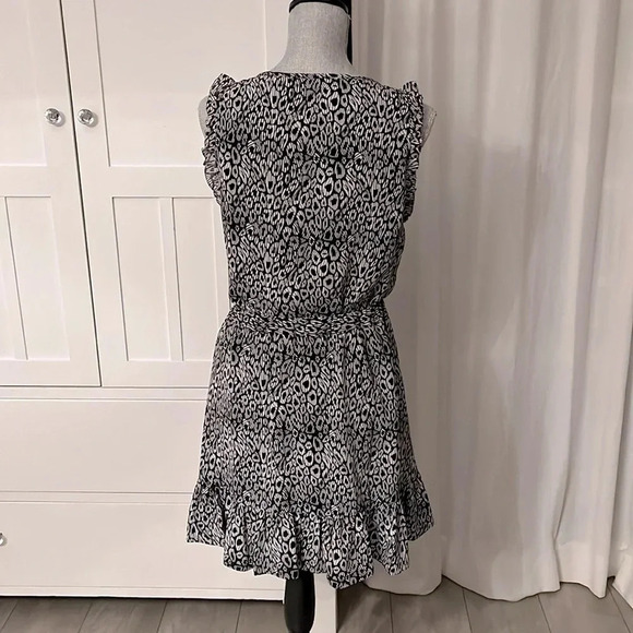 MICHAEL KORS Animal Print Ruffled Skirt, Size M - Picture 8 of 13